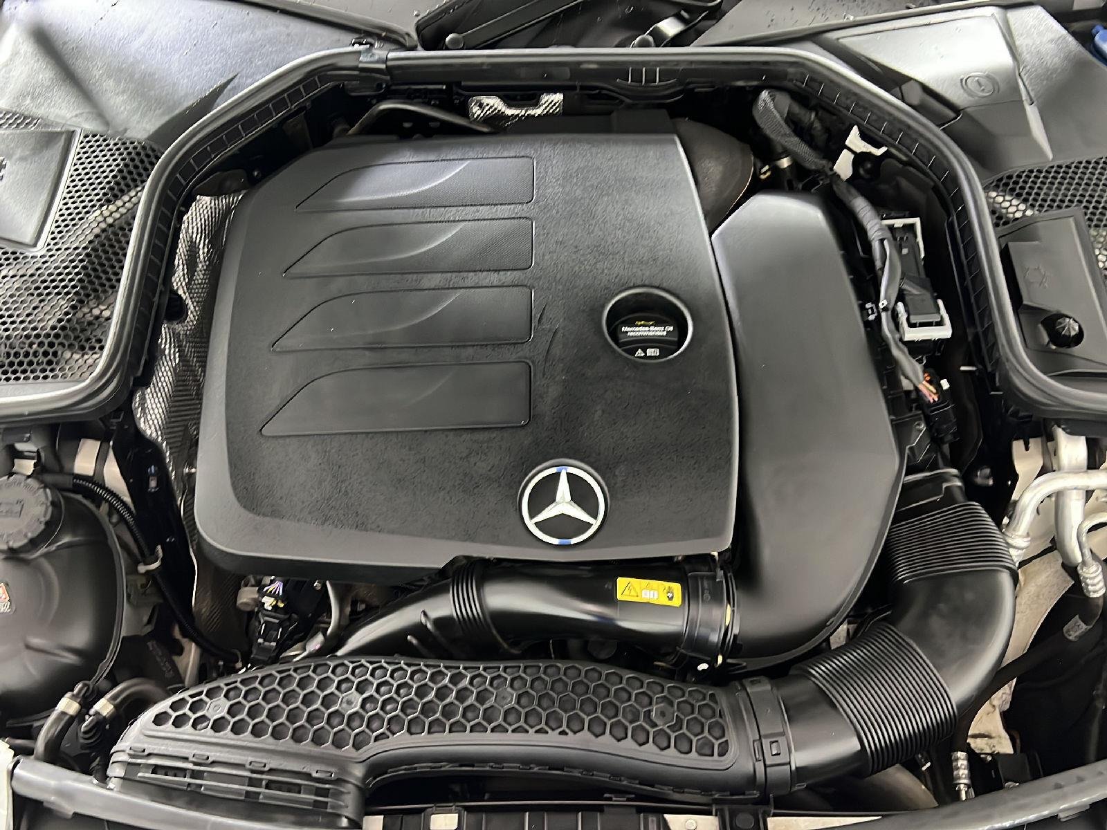 Used 2019 Polar White Mercedes-Benz C 300 image 25