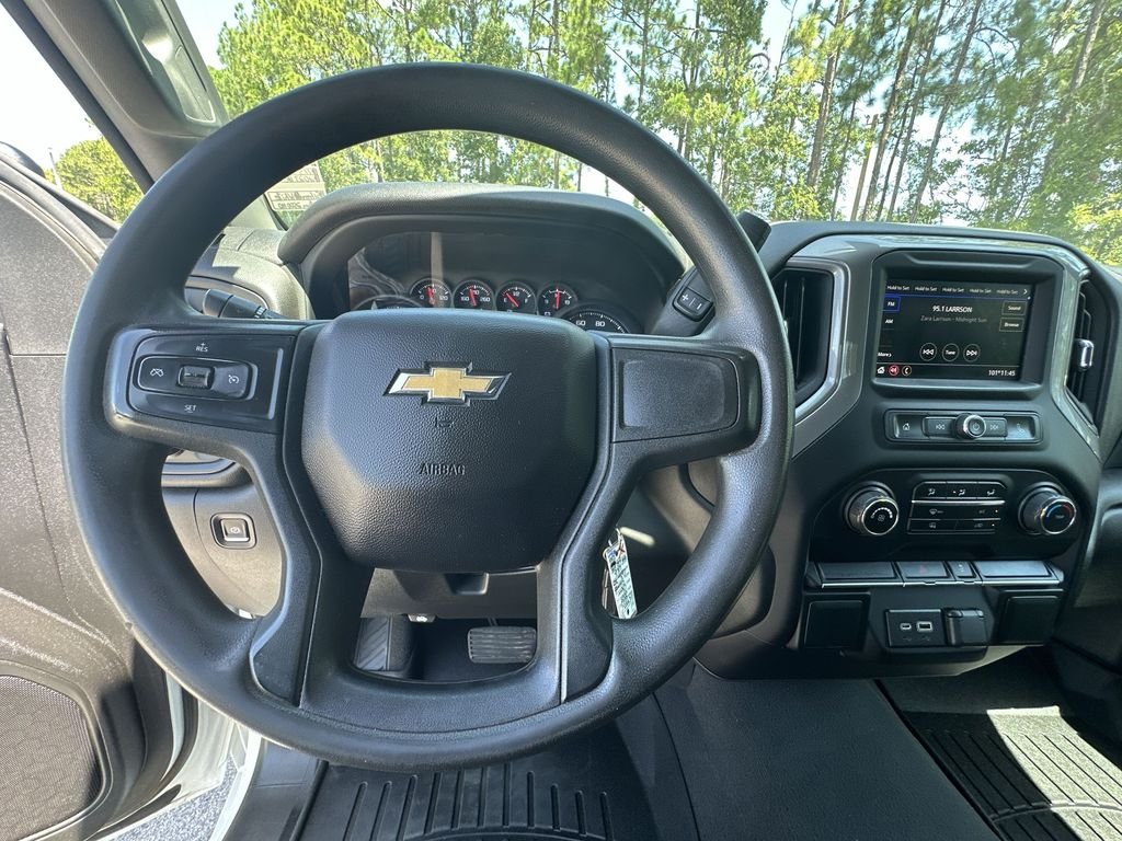 2023 Chevrolet Silverado 2500HD Custom - Photo 11