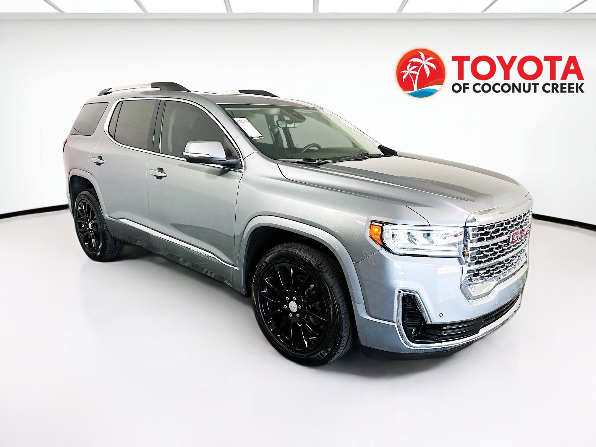 2023 GMC Acadia Denali FWD's photo