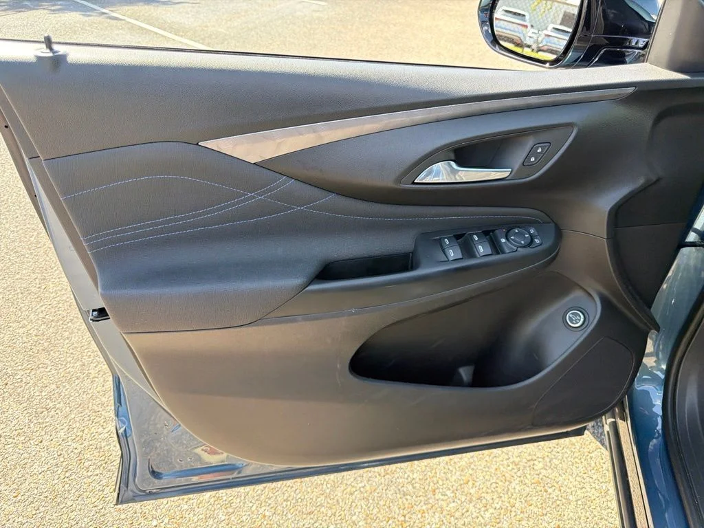 Used 2025 Blue Buick Sport Touring image 17