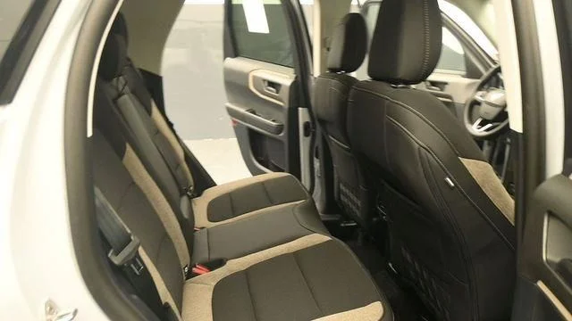 New 2026 Space White Metallic Ford Big Bend® image 16
