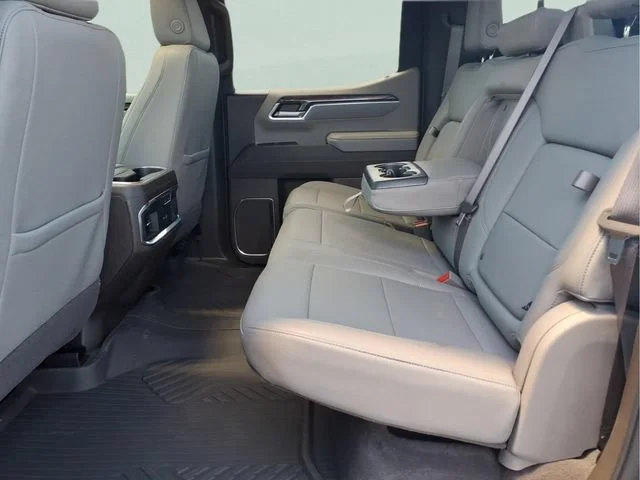 Used 2025 Cypress Gray Chevrolet LTZ image 19