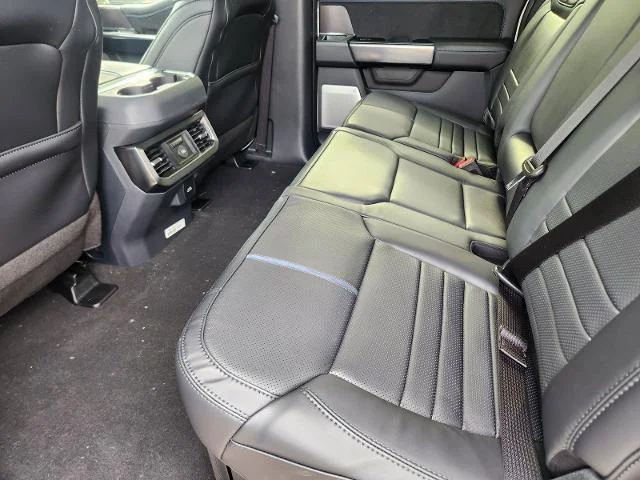New 2026 Star White Metallic Tri-Coat Ford F-250® Platinum® image 44