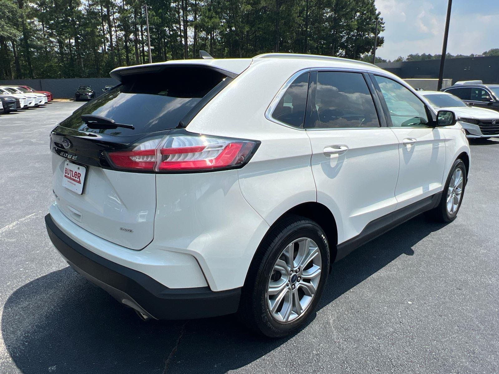 Used 2022 Star White Metallic Tri-Coat Ford Titanium image 5