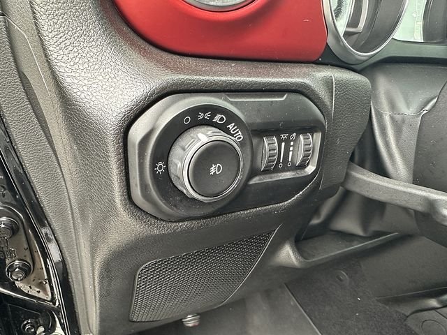 Used 2022 Black Jeep Unlimited Rubicon image 24