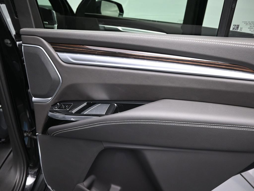 2025 Cadillac Escalade Premium Luxury - Photo 20