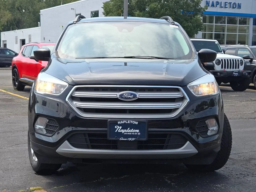 Used 2018 Ford Escape SE with VIN 1FMCU9GD6JUA99976 for sale in Palatine, IL