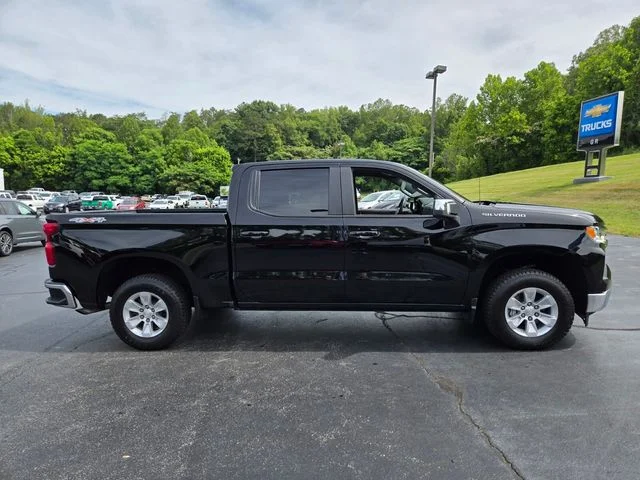 Used 2023 Black Chevrolet LT image 12