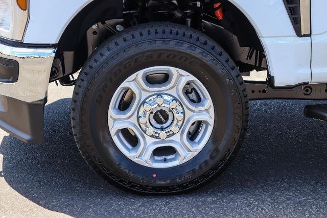 New 2026 Oxford White Ford F-250® XLT image 37