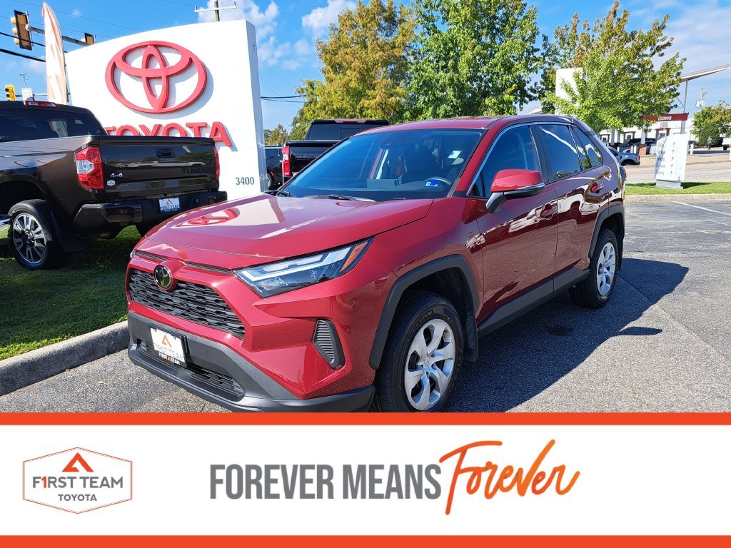 2024 Toyota RAV4 LE