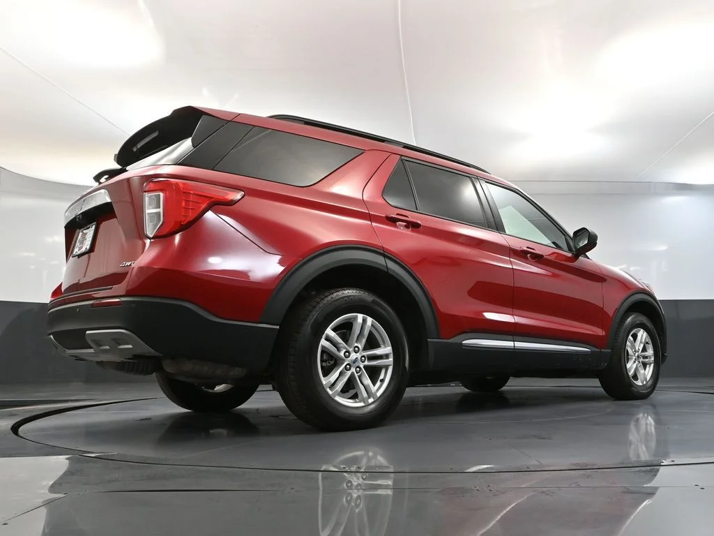 Certified Used 2023 Red Ford XLT image 55