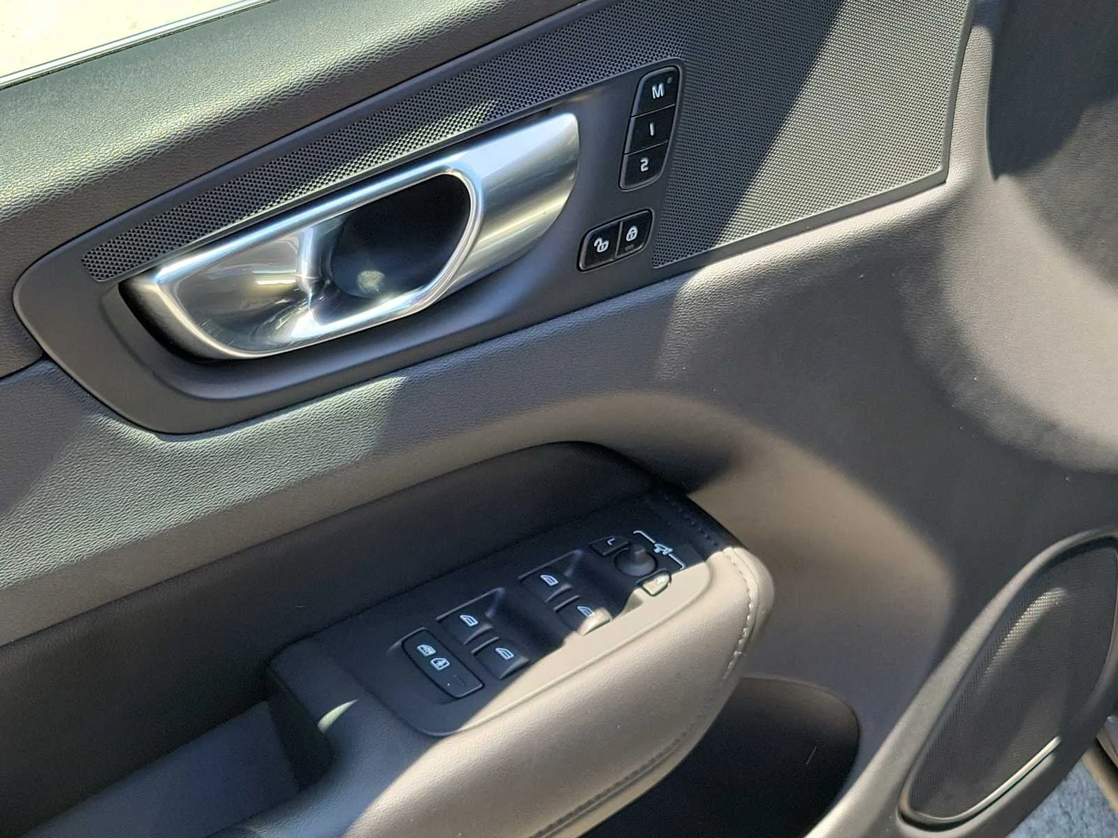Used 2023 Blue Volvo Plus Bright Theme image 18