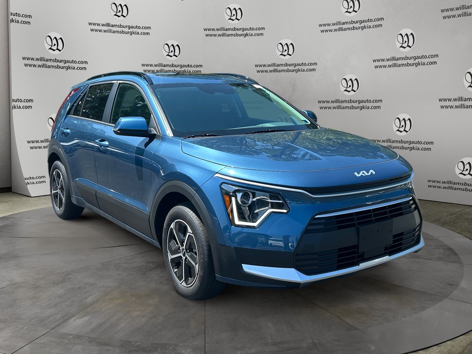 New 2026 Mineral Blue Kia EX image 7