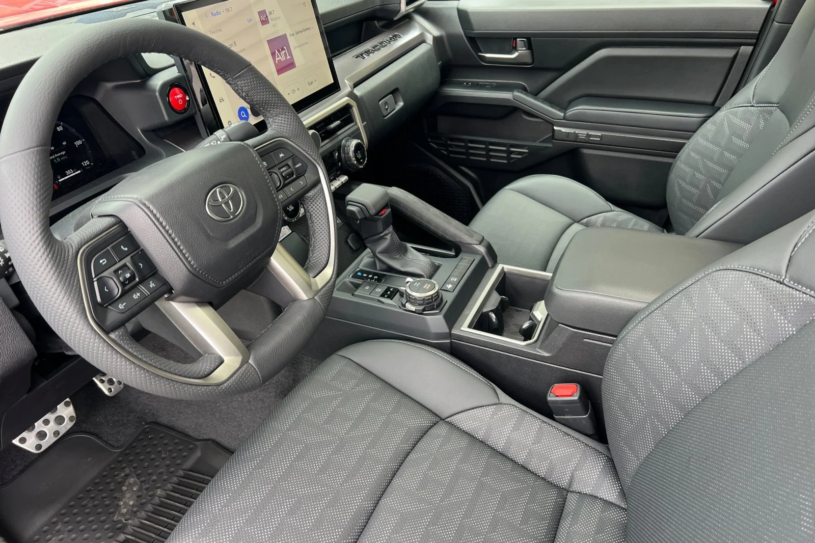 2026 Toyota Tacoma TRD Sport - Photo 6