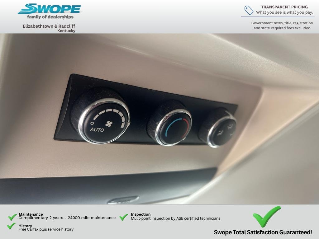 Used 2013 Billet Silver Metallic Clearcoat Chrysler Touring image 14