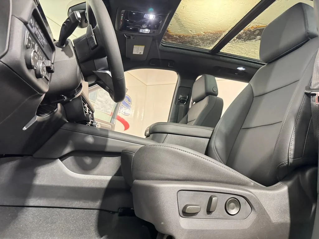 New 2026 Dark Ash Metallic Chevrolet Z71 image 8