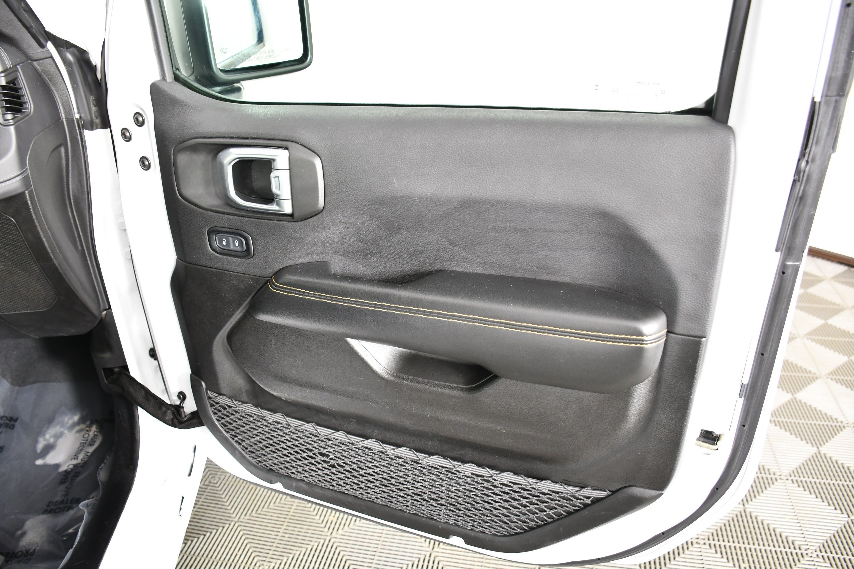 Used 2024 Bright White Clearcoat Jeep Sahara image 39