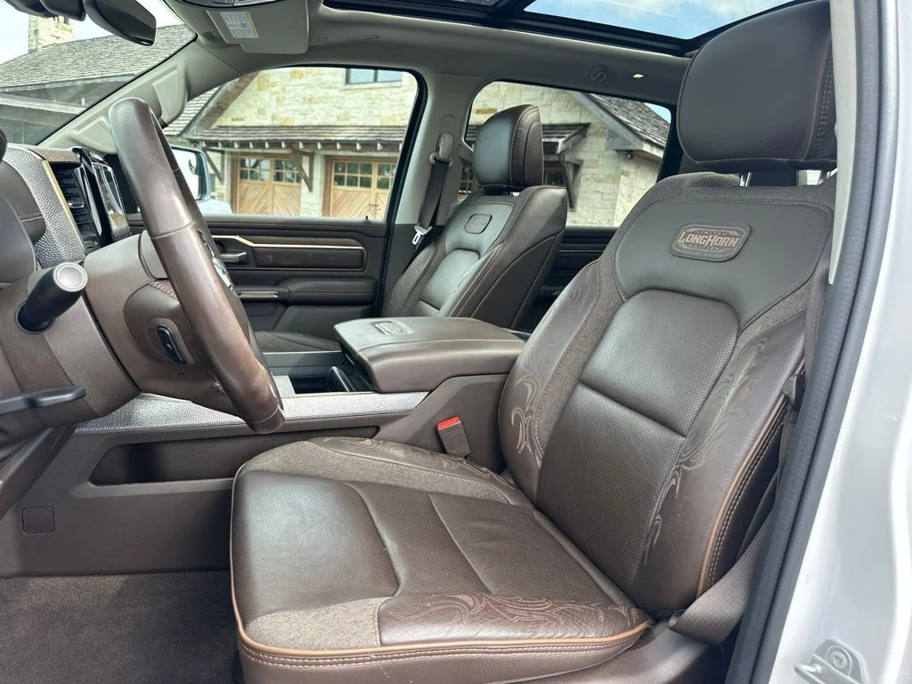 Used 2025 White Ram Limited image 34