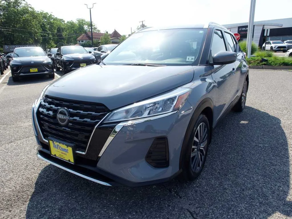 2024 Nissan Kicks 1.6 SV's photo