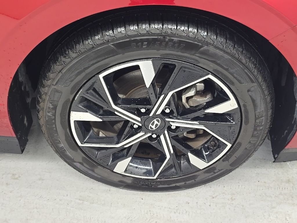 Certified Used 2025 Red Hyundai SEL image 41