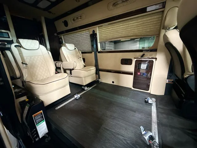 Used 2022 Black Mercedes-Benz Cargo 170 WB image 28