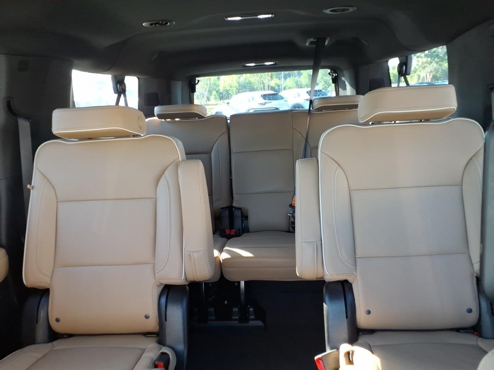 Used 2024 Iridescent Pearl Tricoat Chevrolet Premier image 25