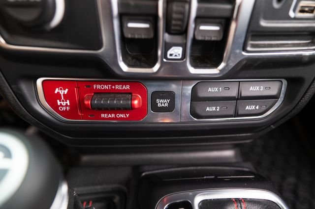 Used 2019 Crystal Metallic Jeep Unlimited Rubicon image 28