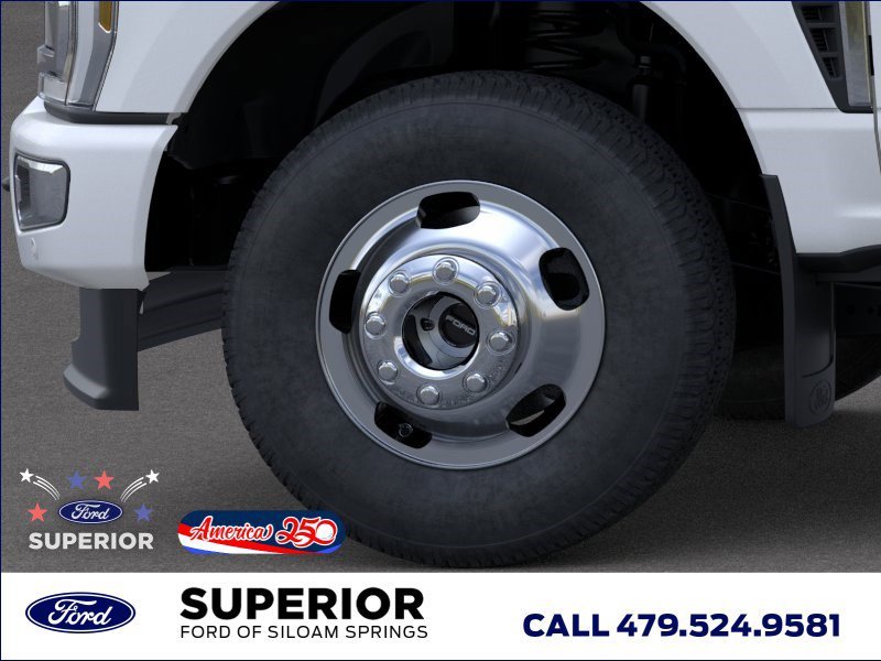 New 2026 Star White Metallic Tri-Coat Ford Platinum image 19