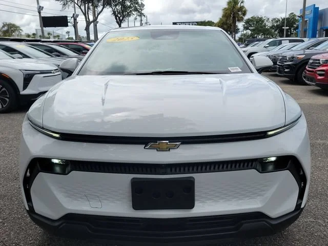 2025 Chevrolet Equinox EV 1LT - Photo 8