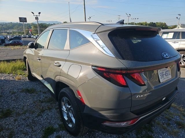 Used 2024 Gray Hyundai SEL image 7