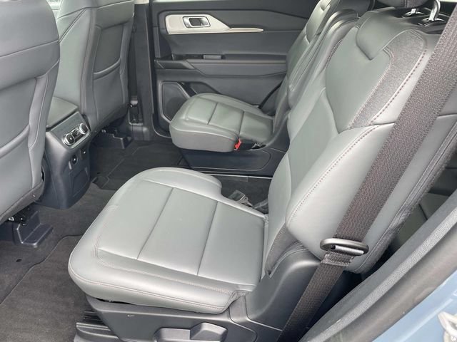 New 2026 Vapor Blue Metallic Ford Active image 8