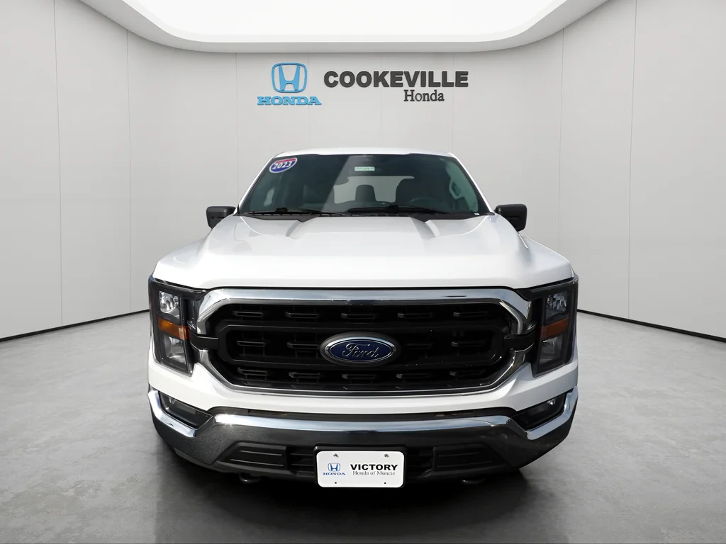 Used 2023 Oxford White Ford XLT image 2