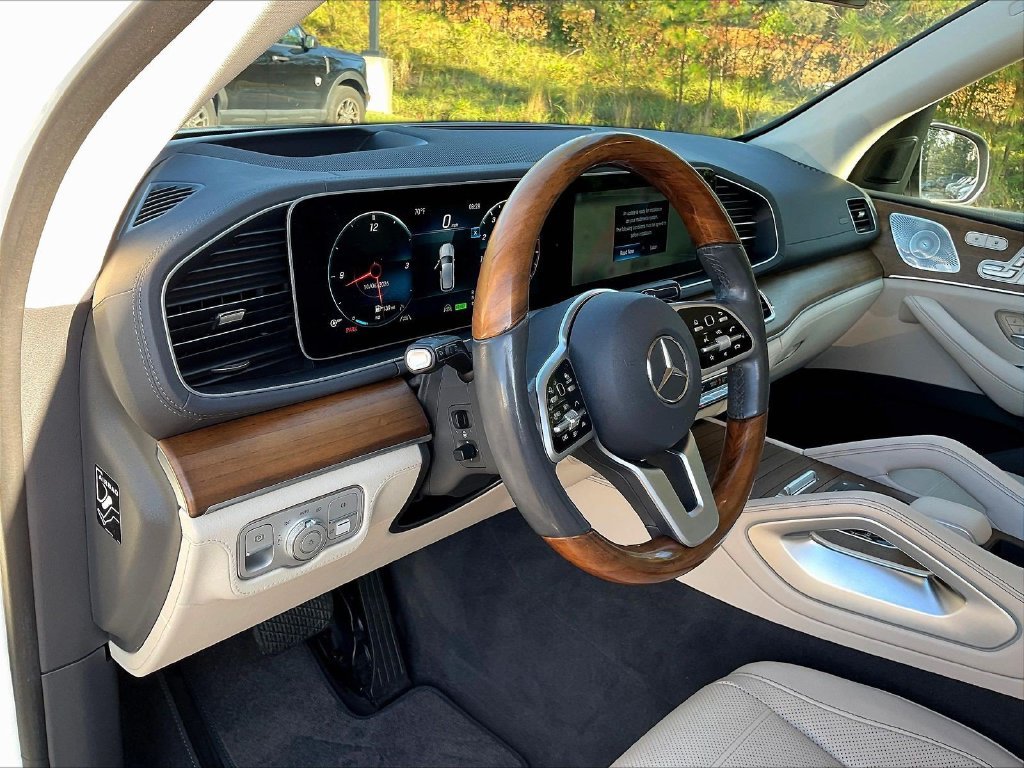 Used 2020 White Mercedes-Benz GLE 450 image 4