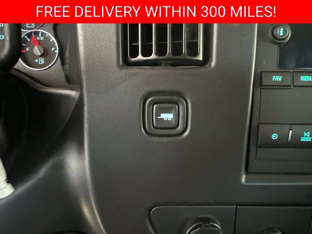 2025 Chevrolet Express Passenger LT - Photo 14