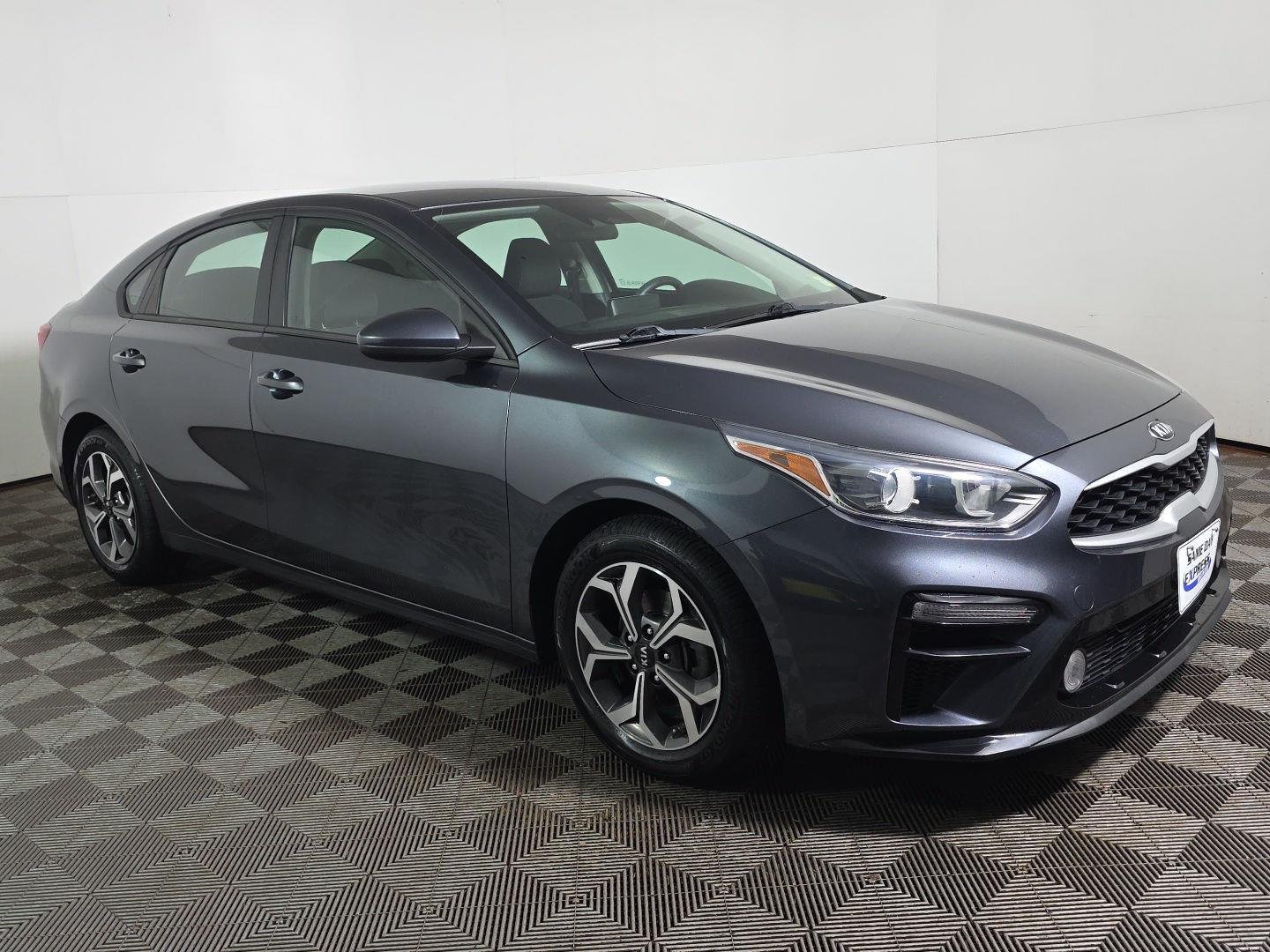 Used 2020 Gravity Gray Kia LXS image 8