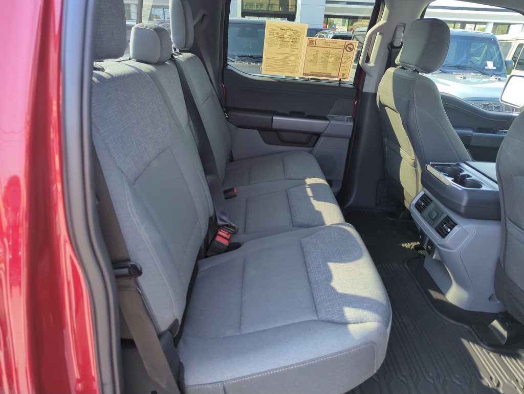 Used 2024 Red Ford XLT image 31