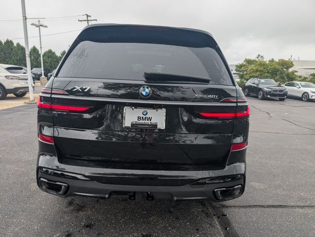 Certified Used 2025 Black Sapphire Metallic BMW xDrive40i image 4