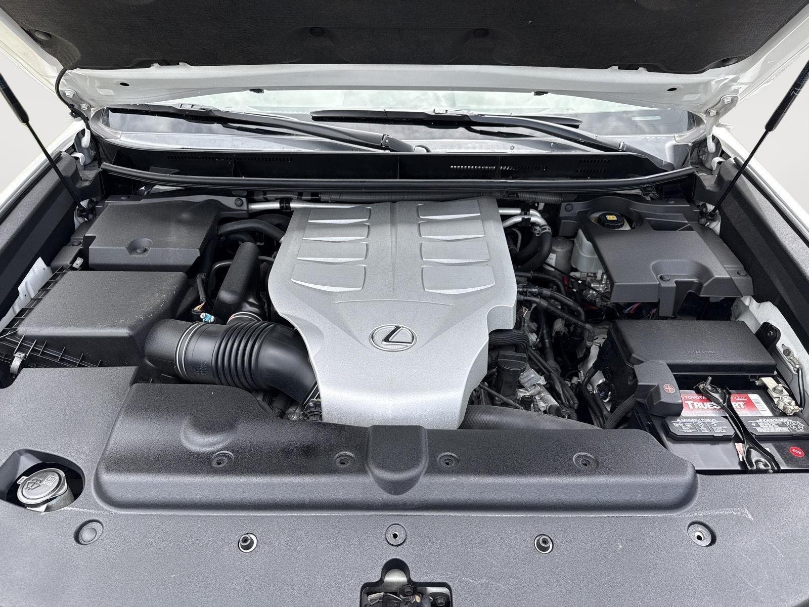 Used 2018 Starfire Pearl Lexus GX 460 Premium image 9