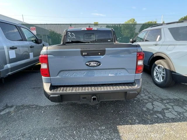 New 2026 Azure Gray Metallic Tri-Coat Ford Lariat® image 5