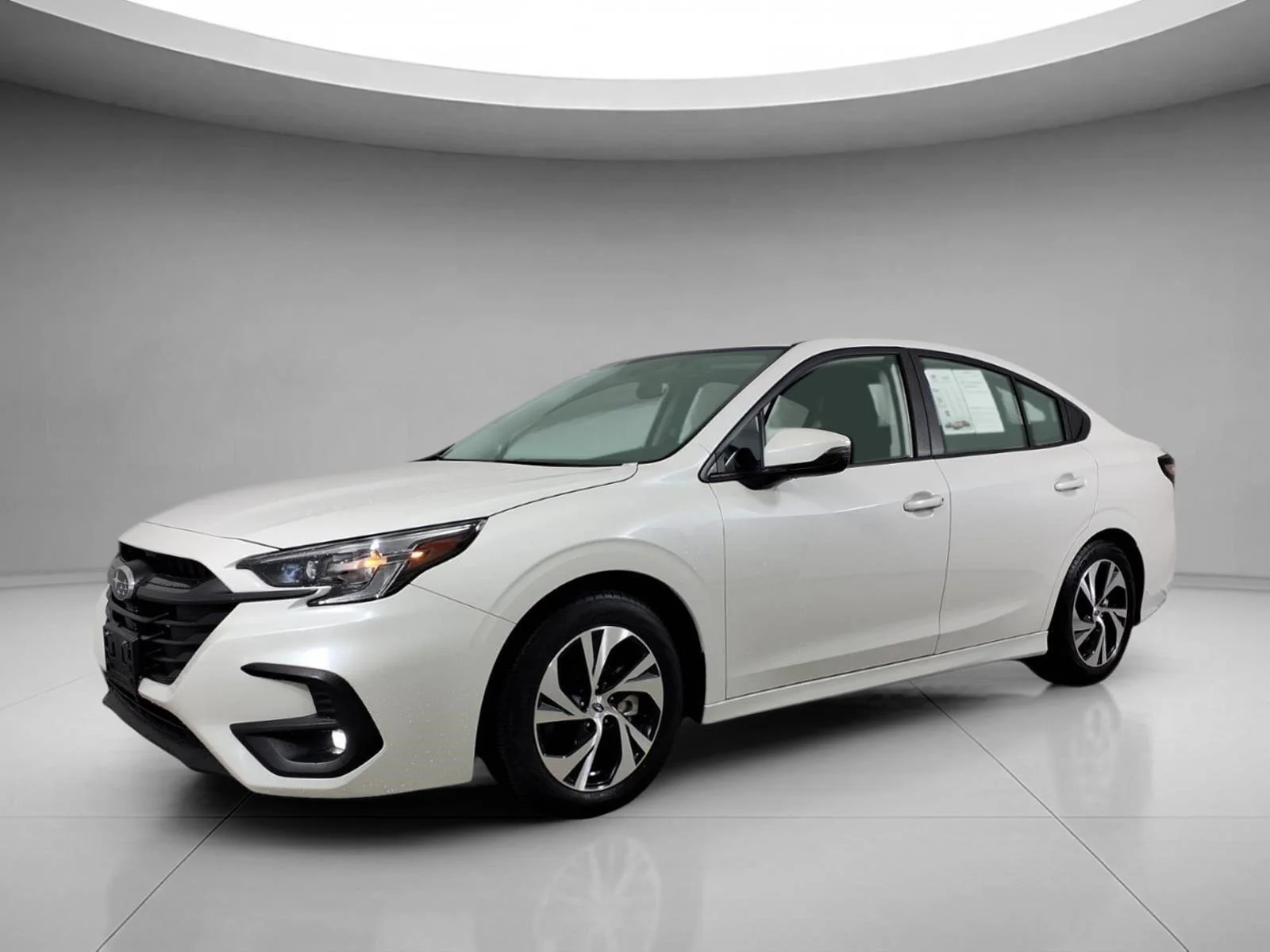 2025 Subaru Legacy Premium's photo