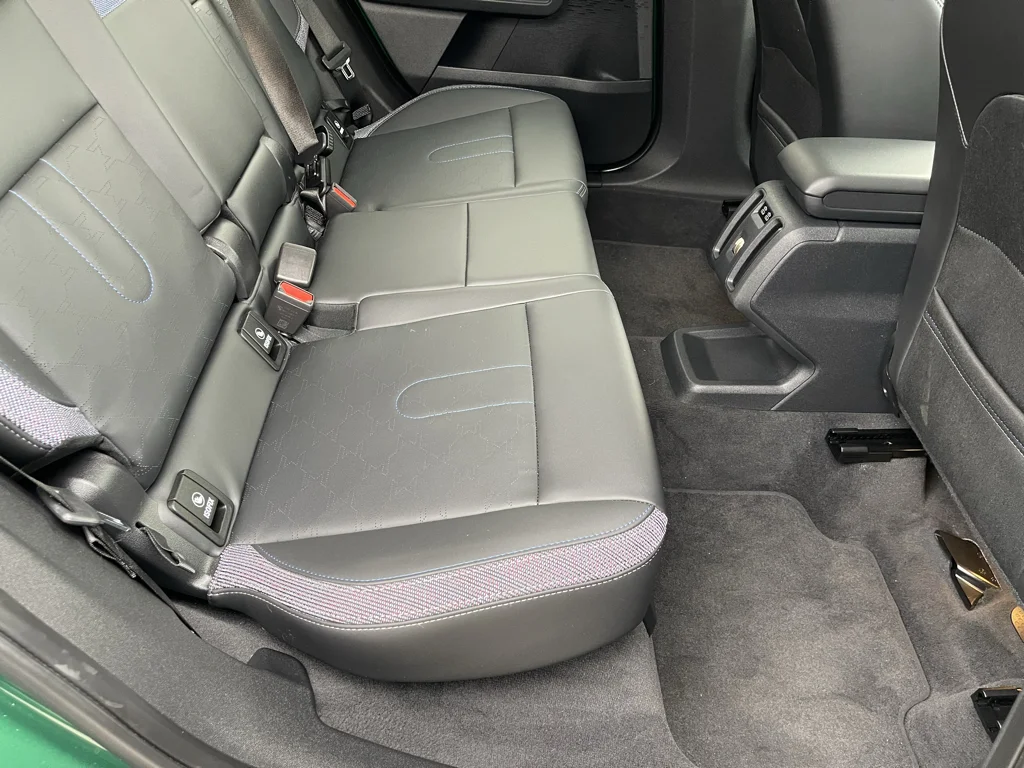 2025 MINI Countryman S - Photo 28
