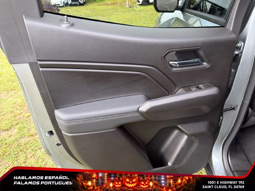 New 2026 Sterling Metallic GMC Elevation image 22