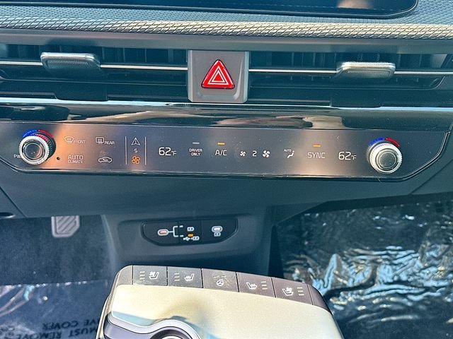 2025 Kia EV6 Wind - Photo 16