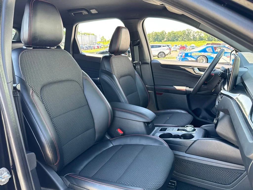 Used 2023 Black Ford ST-Line Select image 26