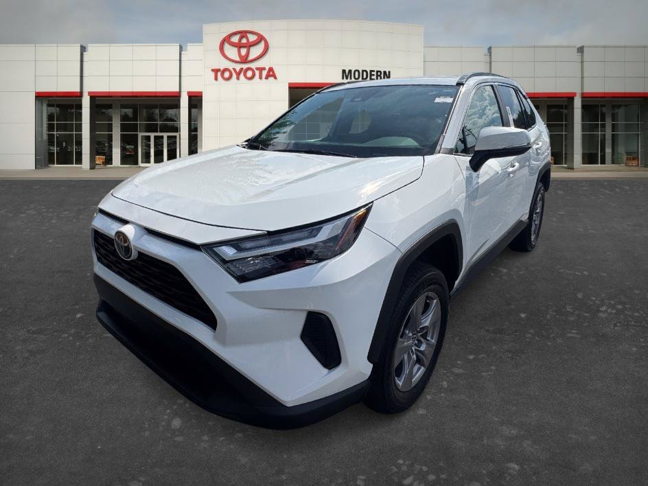 Certified Used 2025 Ice Toyota Hybrid XLE image 1