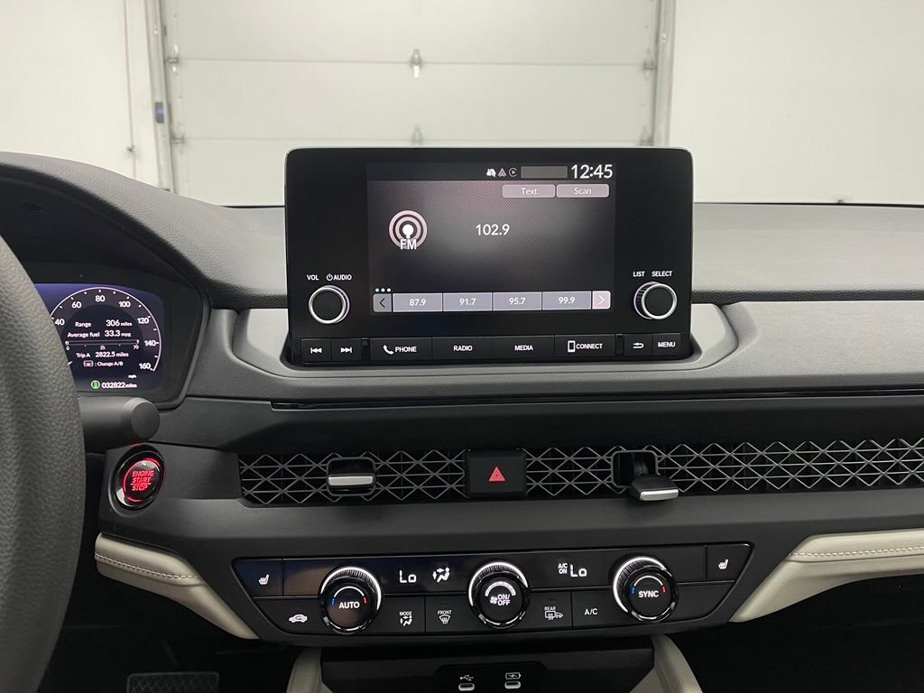 Used 2024 White Honda EX image 23