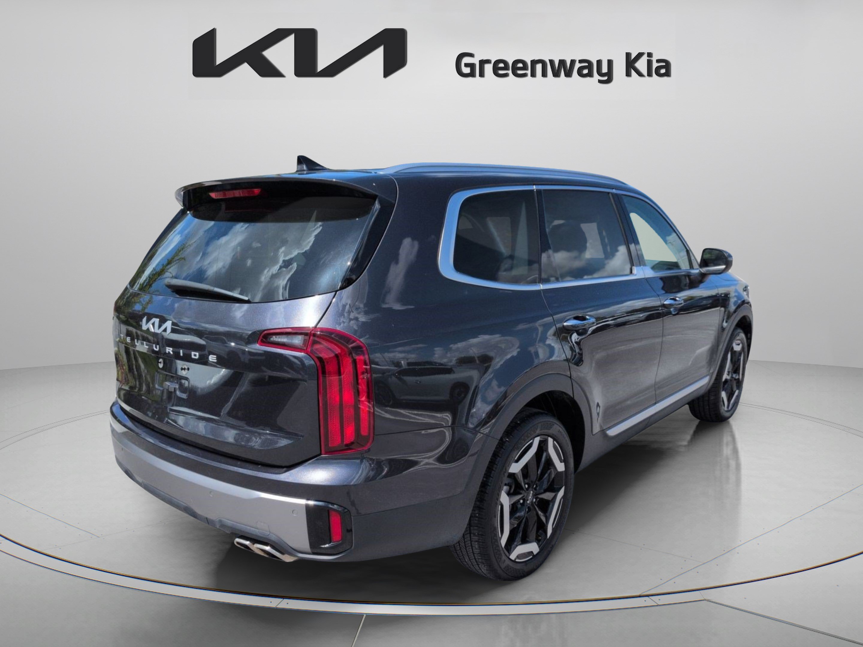 Used 2025 Panthera Metal Kia S image 5