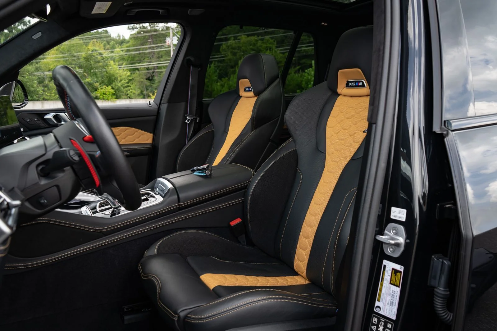 Used 2026 Black BMW Competition image 31