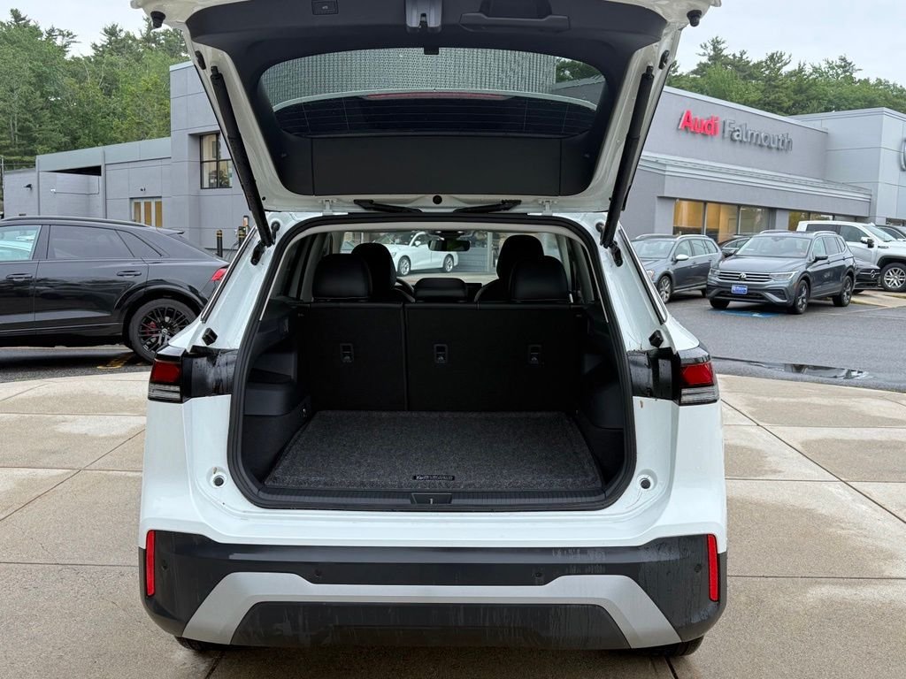 New 2026 White Volkswagen 2.0T SE image 16