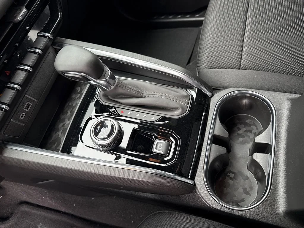 2026 GMC Canyon Elevation - Photo 25